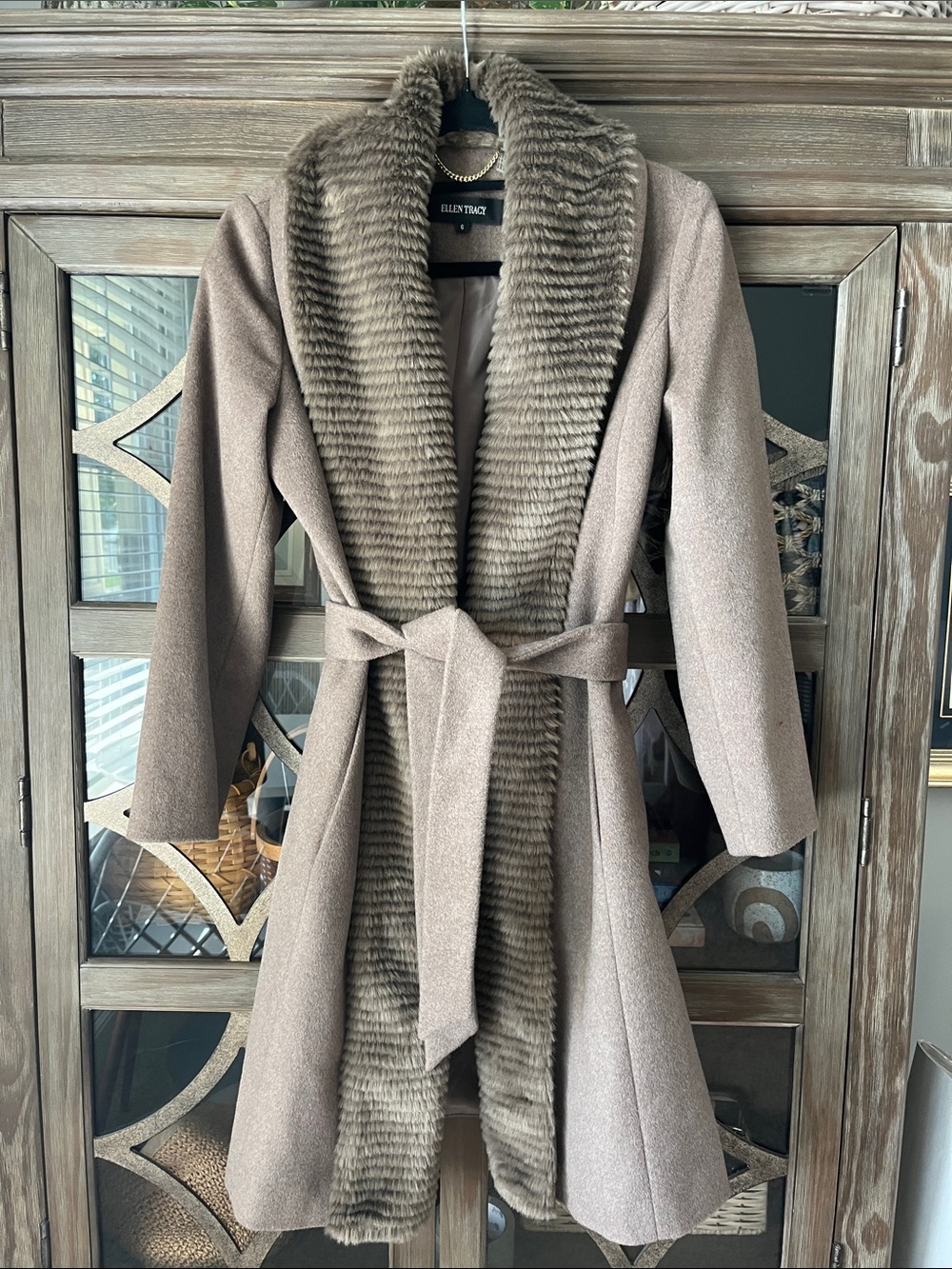 Ellen Tracy Taupe Wrap Coat 60% Wool with Faux Fur Trim NWOT